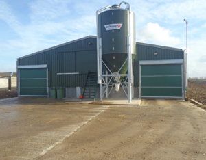 AgriDoor w oborze